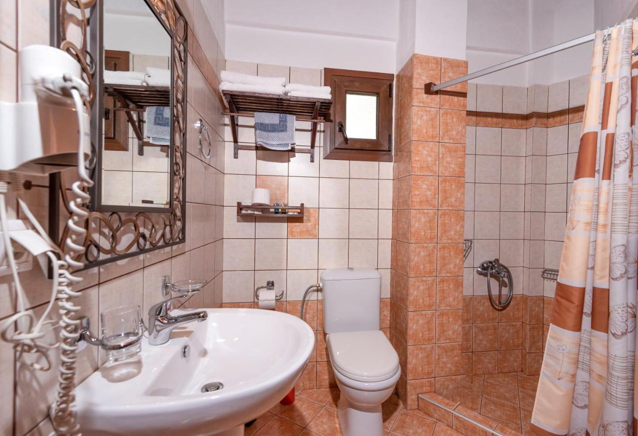 Hotel Dryades Eláti المظهر الخارجي الصورة