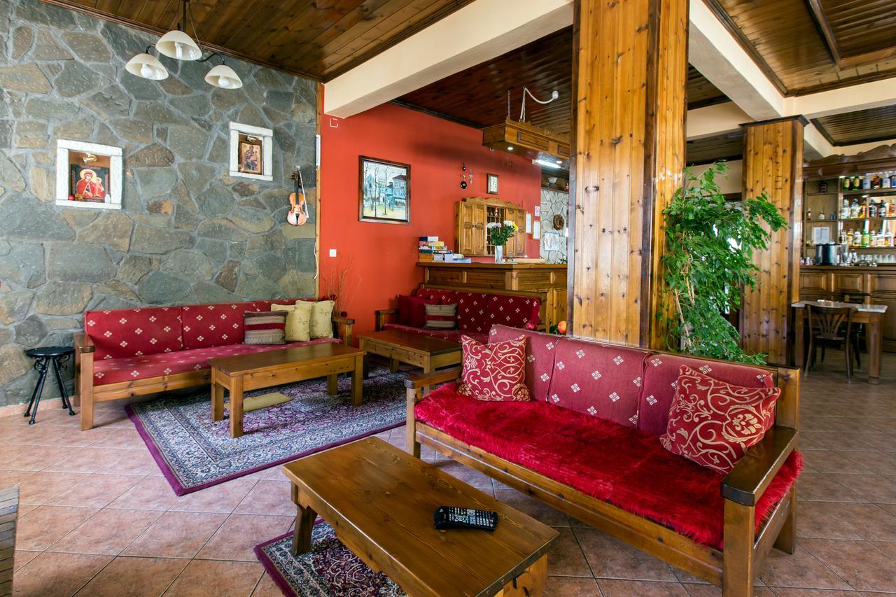 Hotel Dryades Eláti المظهر الخارجي الصورة